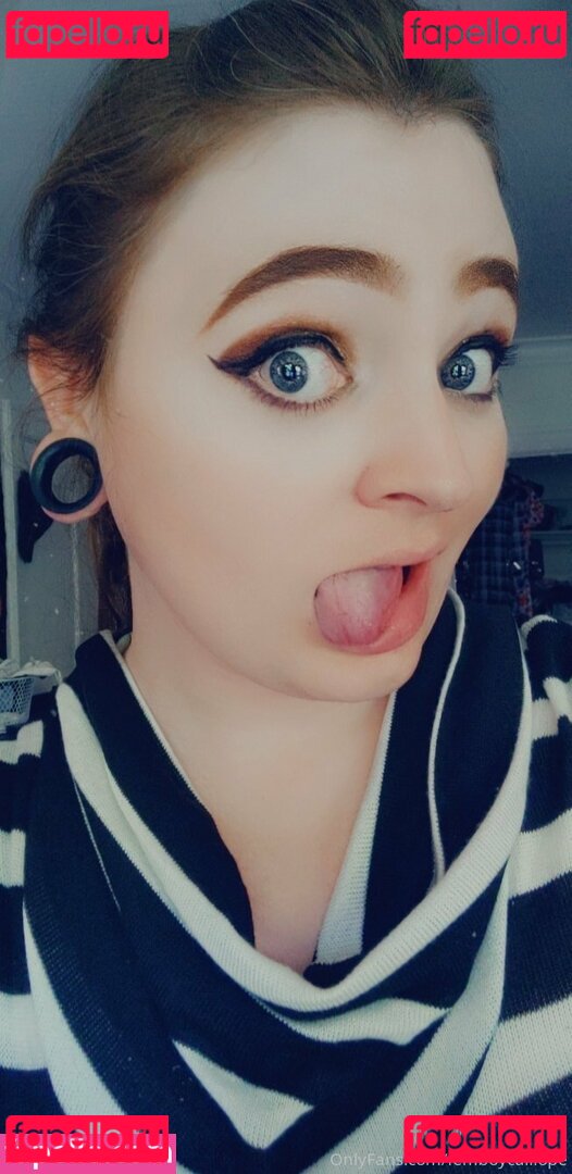 wreckmyshit Onlyfans Photo Gallery 