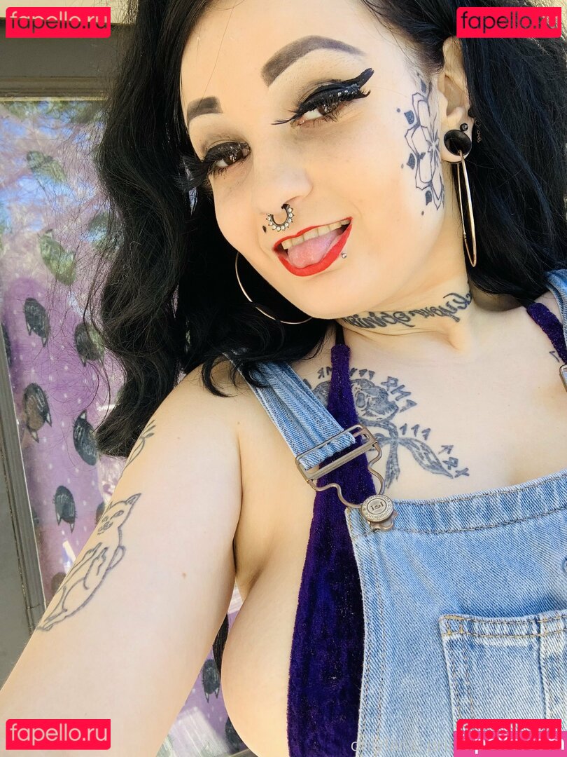 knockedloosehc / knockedxloose Onlyfans Photo Gallery 