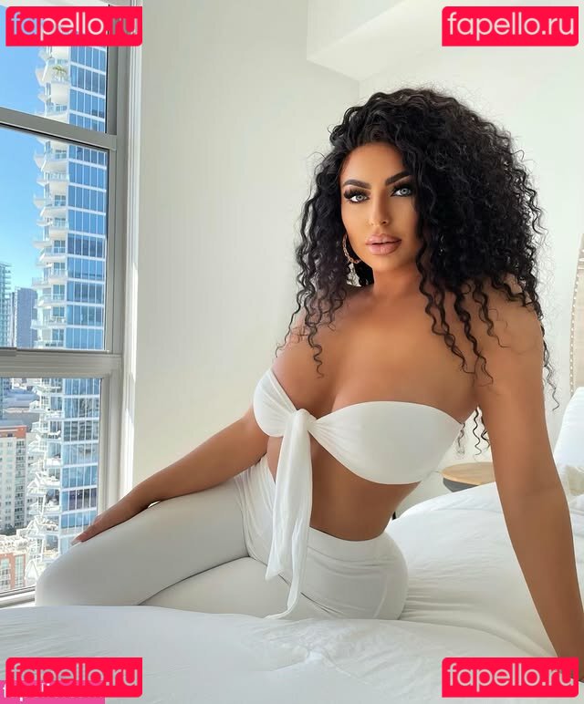 Kay Jenkins / kj_co Onlyfans Photo Gallery 