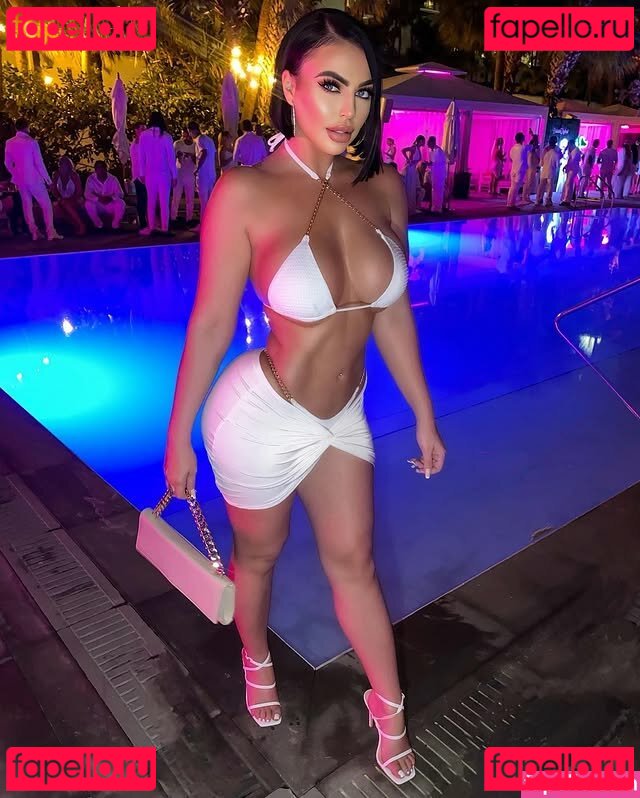 Kay Jenkins / kj_co Onlyfans Photo Gallery 