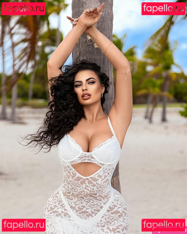 Kay Jenkins / kj_co Onlyfans Photo Gallery 