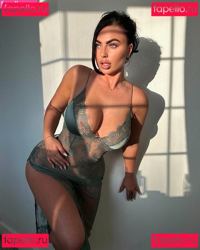 Kay Jenkins / kj_co Onlyfans Photo Gallery 