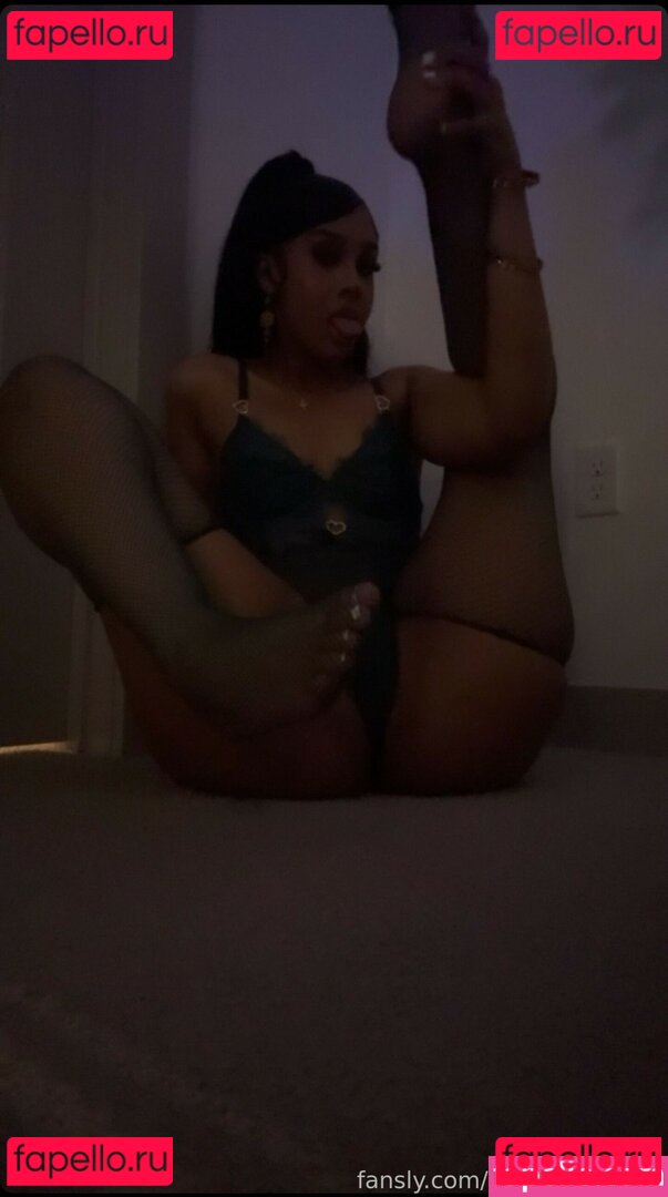 therealmayyaa Nude Onlyfans Photo 16