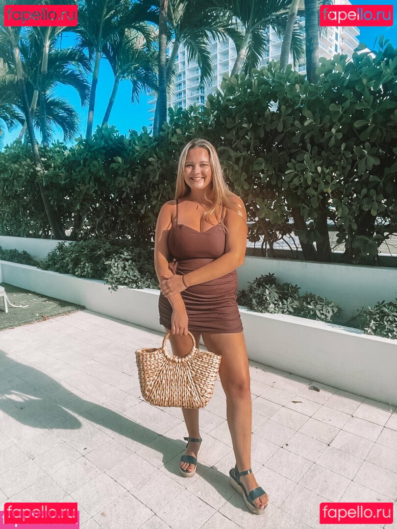 Olivia H / h.olivia.h / thee_olivia Onlyfans Photo Gallery 