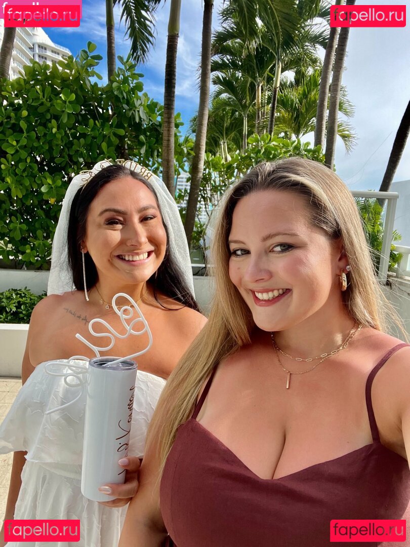 Olivia H / h.olivia.h / thee_olivia Onlyfans Photo Gallery 