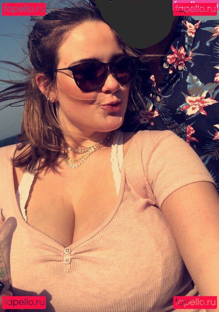 Olivia H / h.olivia.h / thee_olivia Onlyfans Photo Gallery 