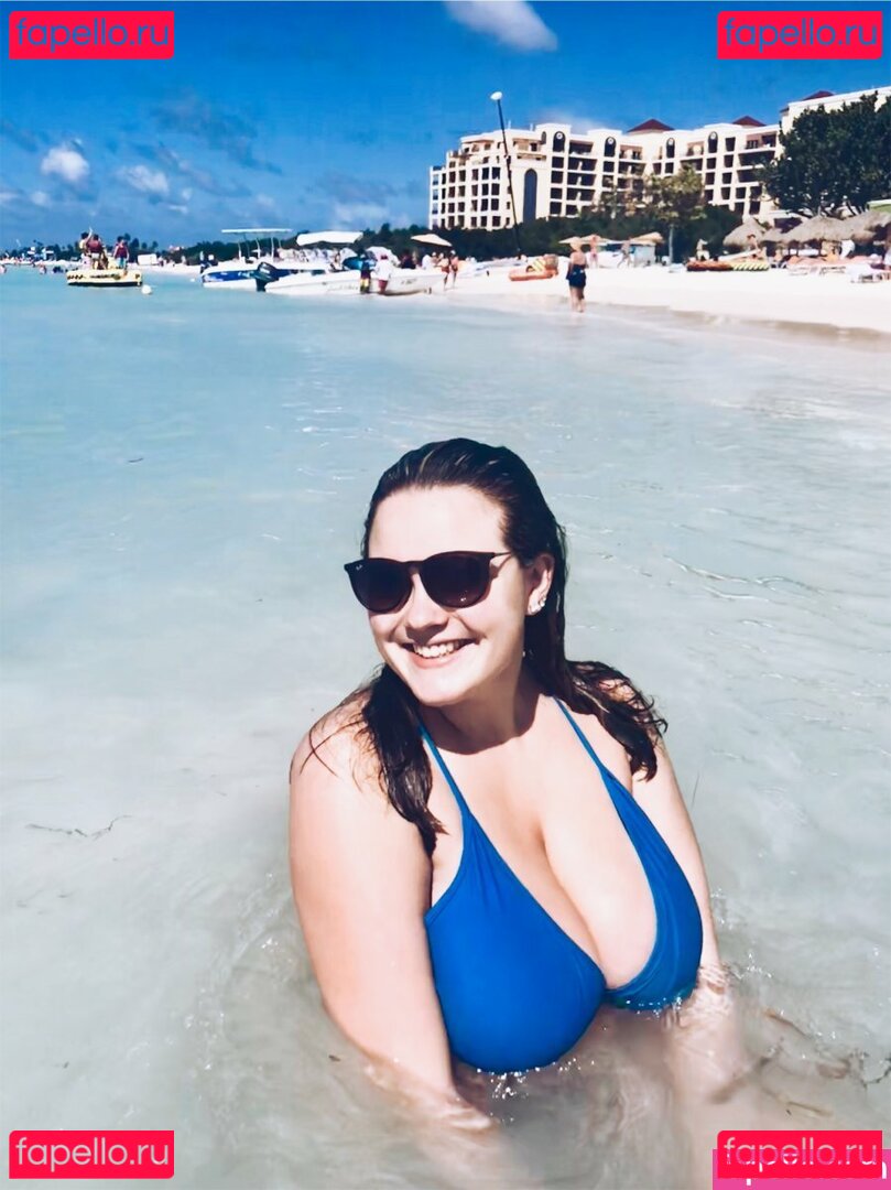 Olivia H / h.olivia.h / thee_olivia Onlyfans Photo Gallery 