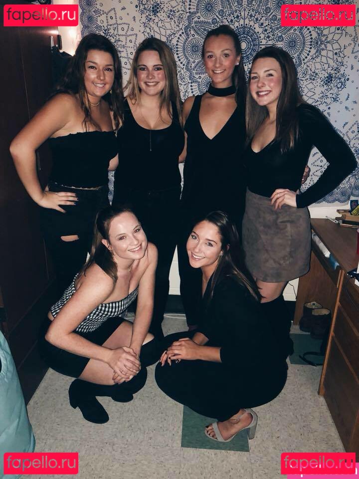 Olivia H / h.olivia.h / thee_olivia Onlyfans Photo Gallery 