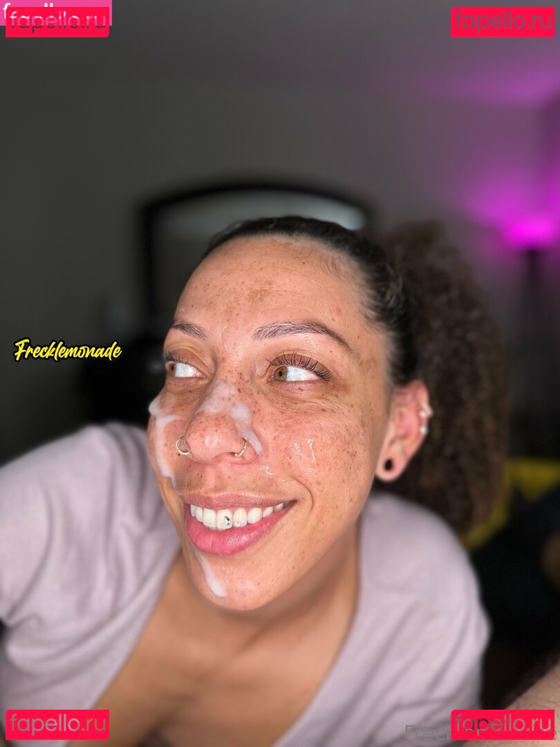 freckledlemonaide / frecklemonade Onlyfans Photo Gallery 