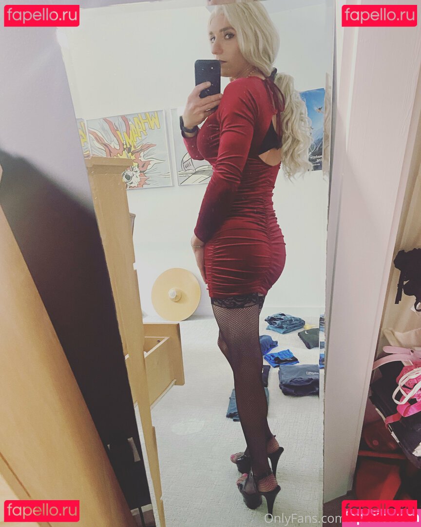 heelsjessica / highheelprncess Onlyfans Photo Gallery 