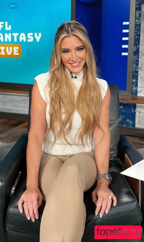 Jamie Erdahl Nude Onlyfans Photo 74