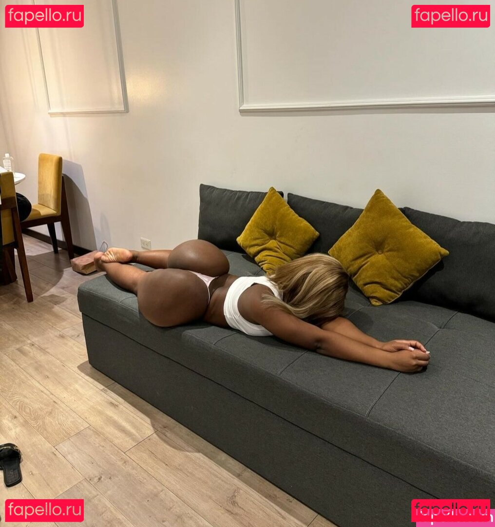 JulyBubbles / julybubbels Onlyfans Photo Gallery 