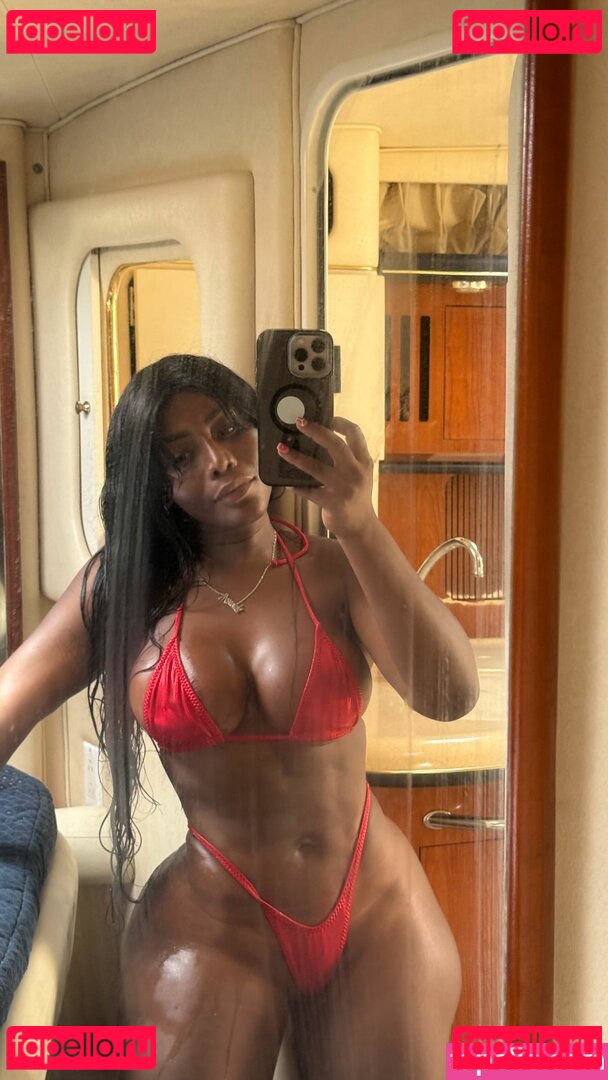 JulyBubbles / julybubbels Onlyfans Photo Gallery 