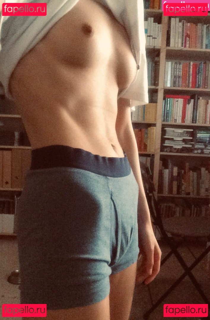 Willa Holland / pepsiholland / willaholland Onlyfans Photo Gallery 