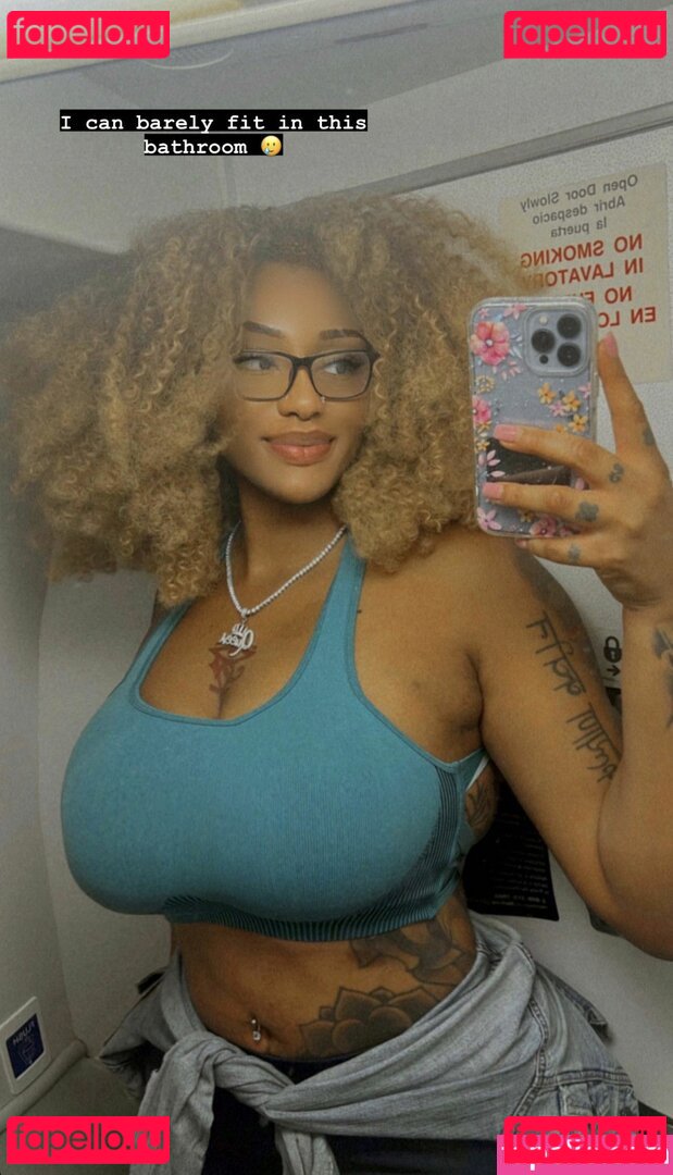 Ifeoma Sophia Onlyfans Photo Gallery 