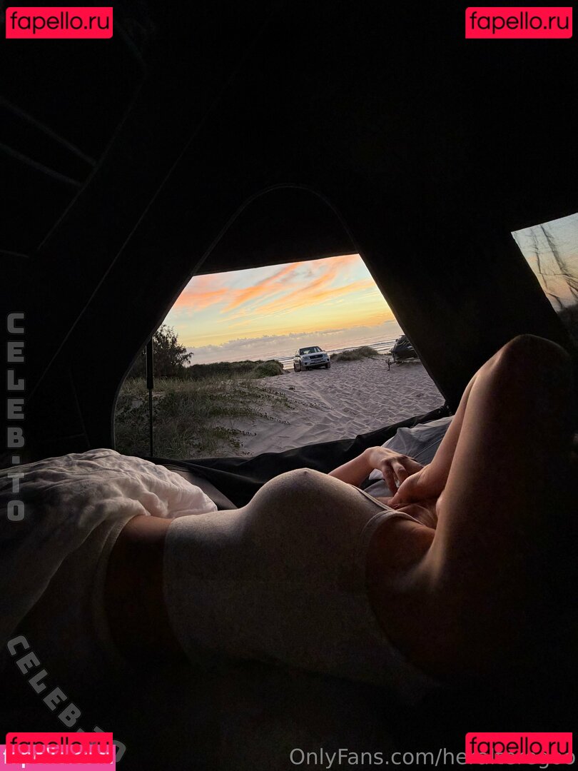 heralteregoo / rebeccamcleoddd Onlyfans Photo Gallery 