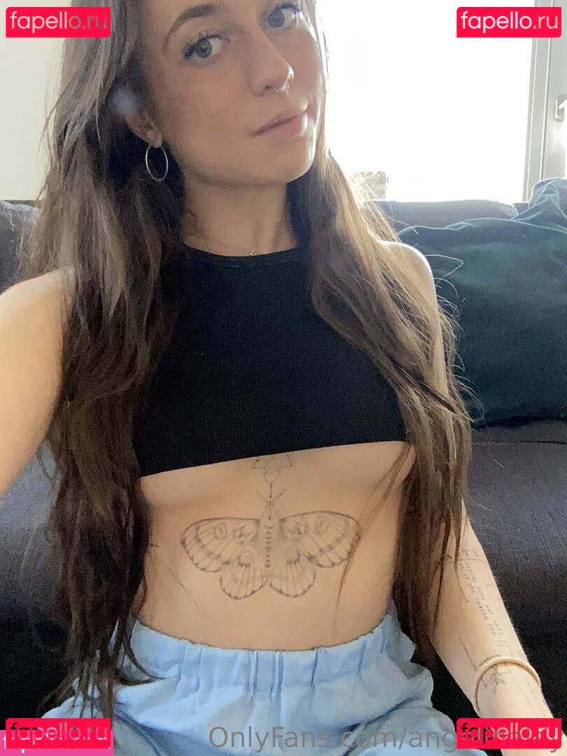 angelinalay / hemocoel_ Onlyfans Photo Gallery 