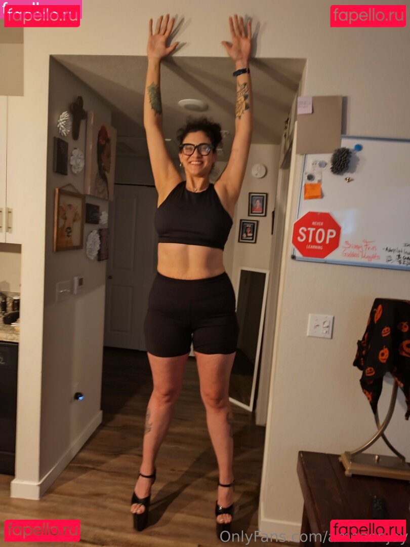 amazon.joy / amazonjoy Onlyfans Photo Gallery 