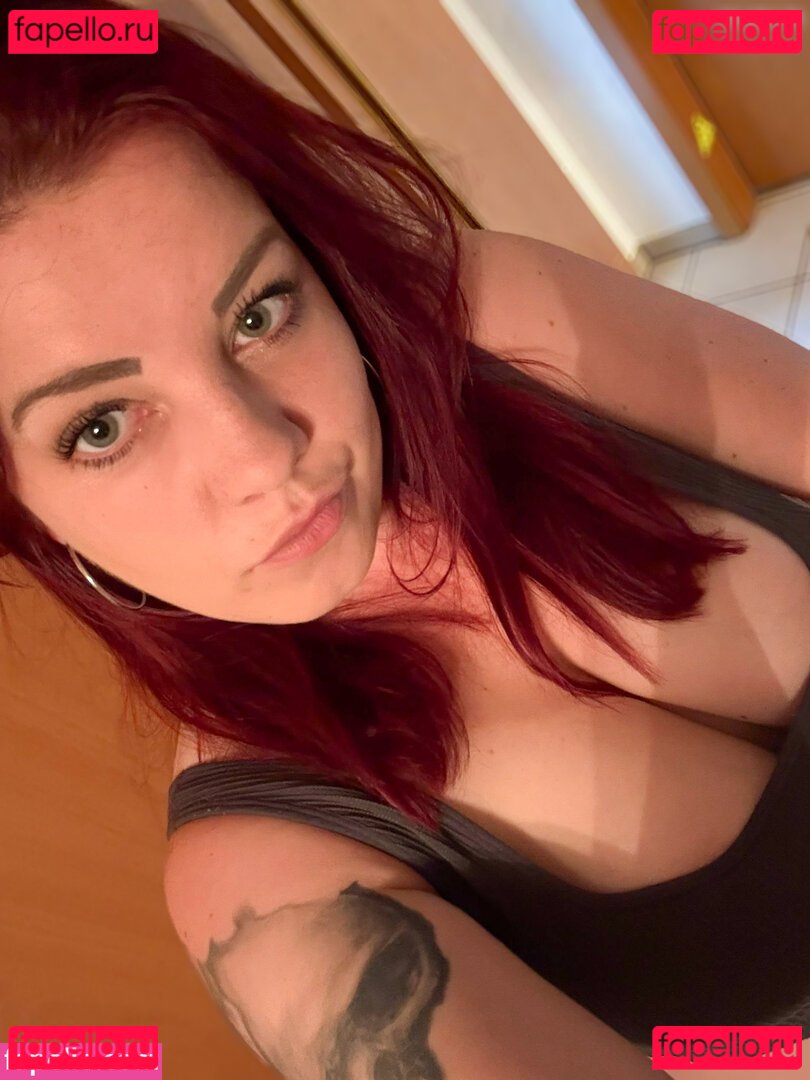 SexyRedPacy Onlyfans Photo Gallery 