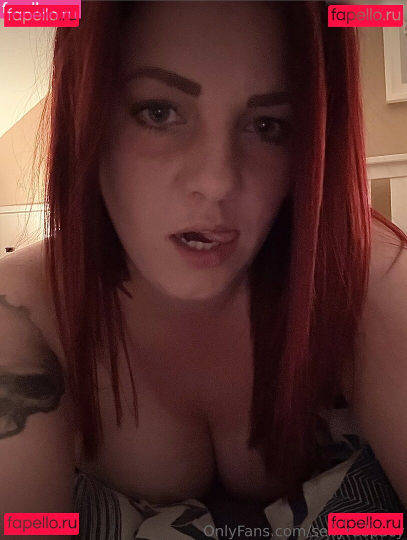 SexyRedPacy Onlyfans Photo Gallery 
