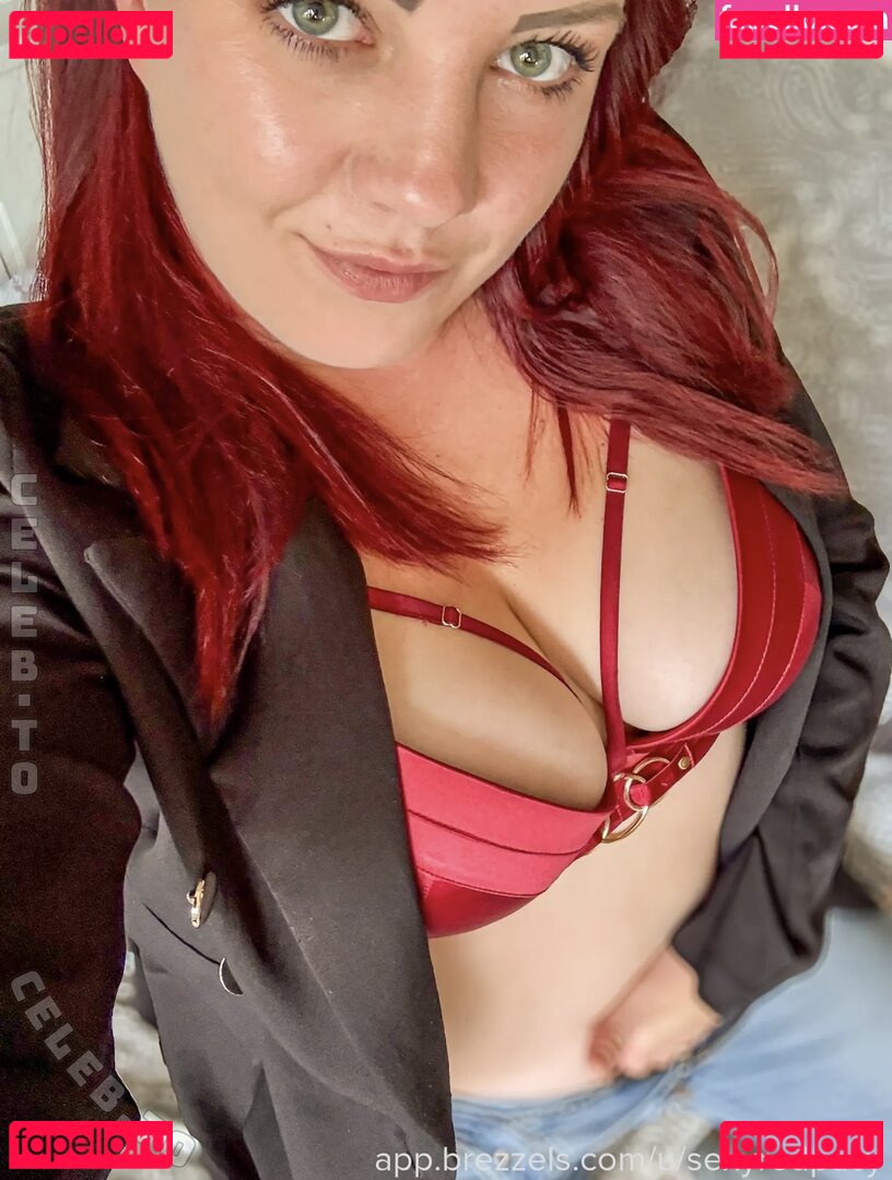 SexyRedPacy Onlyfans Photo Gallery 