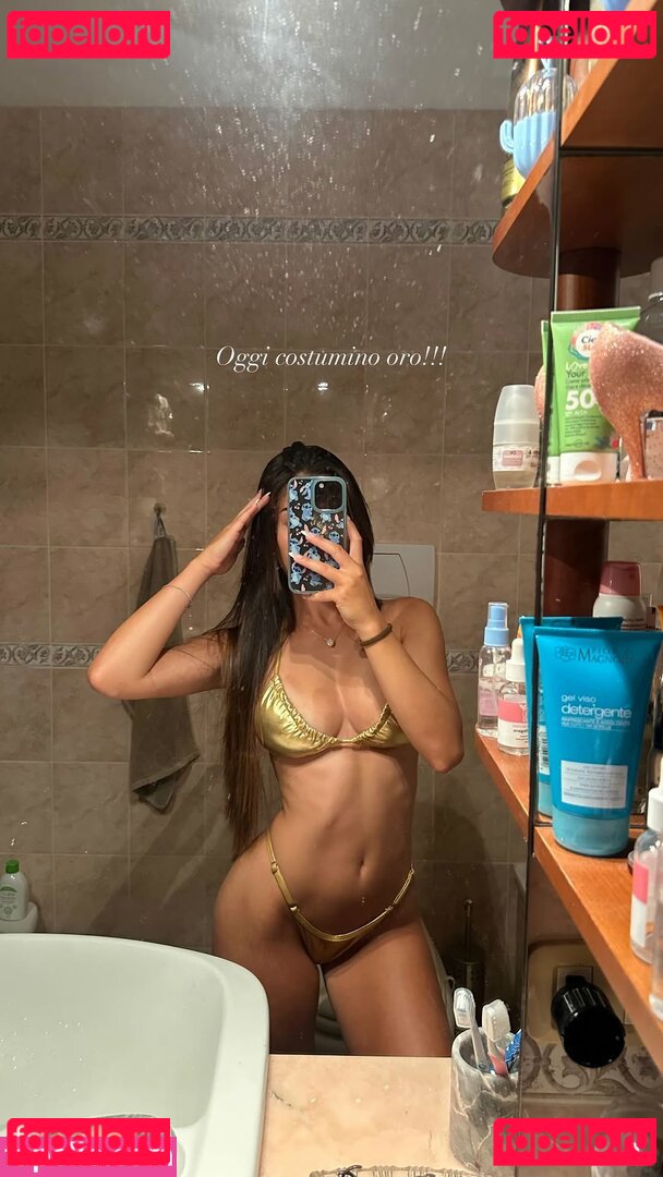 Aurora Becarelli / auro.becarelli / aurora.becarelli / bronzed_aurora Nude Onlyfans Photo 43