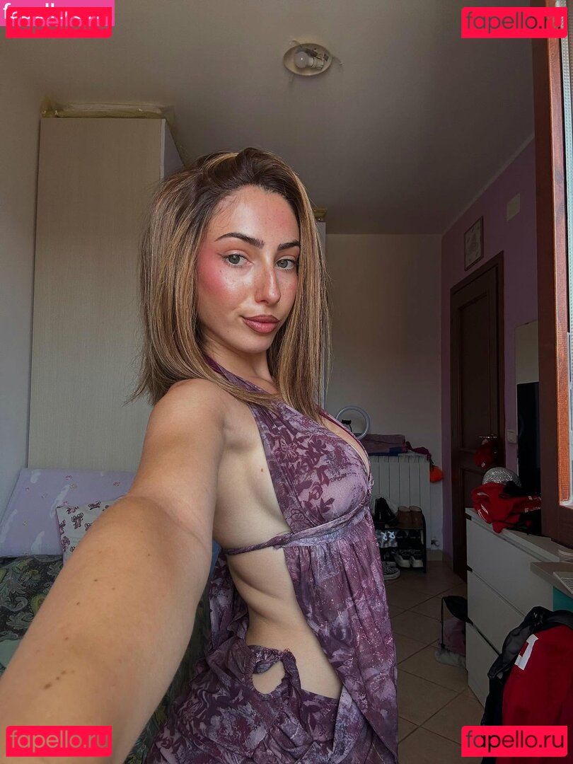 Aurora Becarelli / auro.becarelli / aurora.becarelli / bronzed_aurora Nude Onlyfans Photo 19