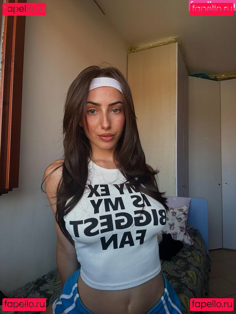 Aurora Becarelli / auro.becarelli / aurora.becarelli / bronzed_aurora Nude Onlyfans Photo 17