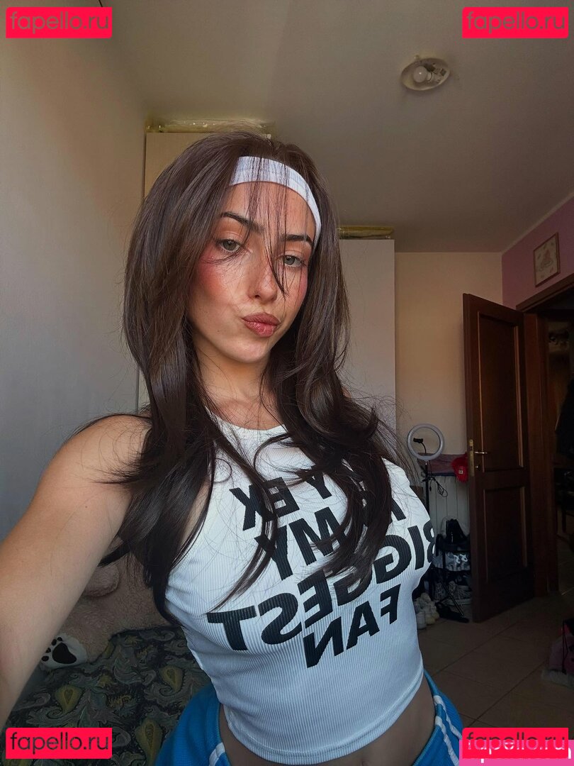 Aurora Becarelli / auro.becarelli / aurora.becarelli / bronzed_aurora Nude Onlyfans Photo 15