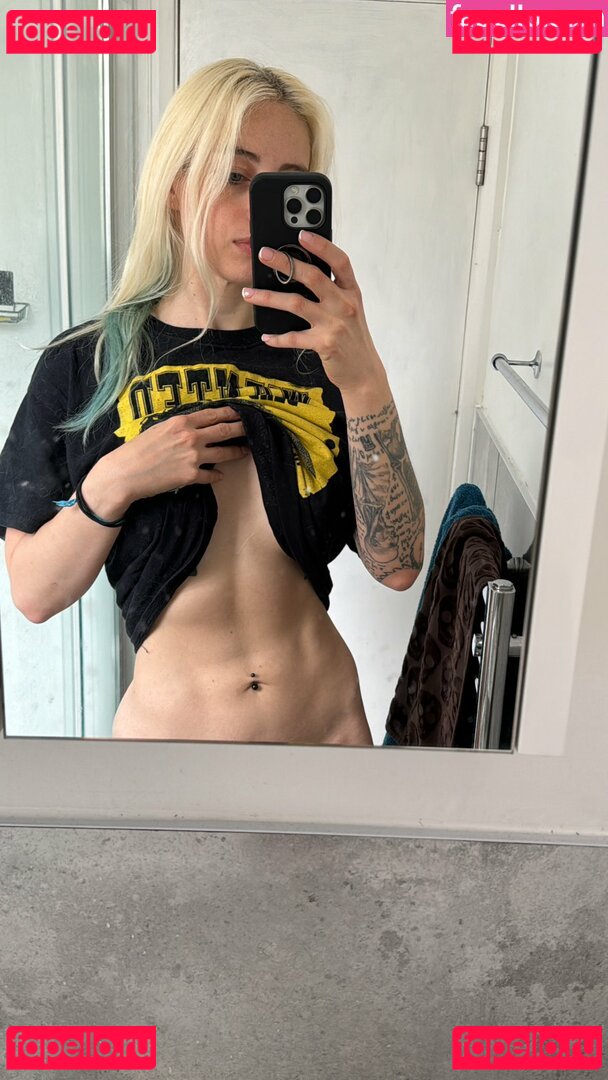 Giulia Henne / giuhenne Onlyfans Photo Gallery 