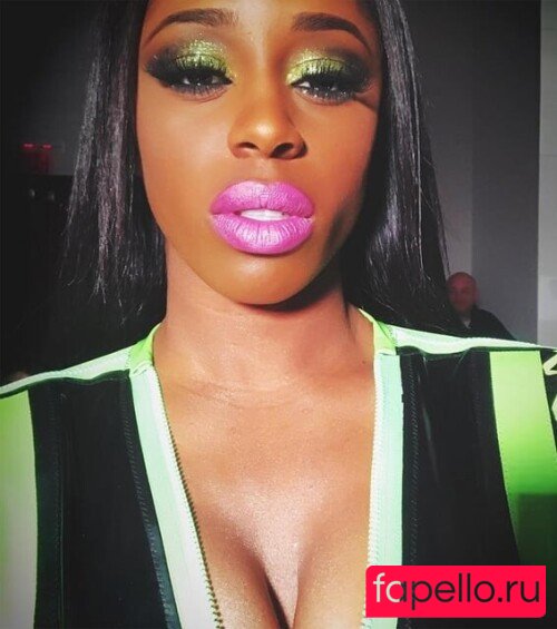 naomikitty03 / trinity_fatu Nude Onlyfans Photo 37