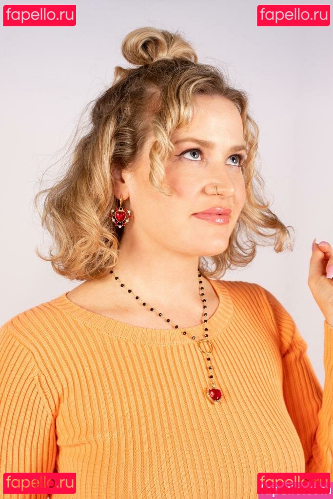 Grace Campbell Onlyfans Photo Gallery 