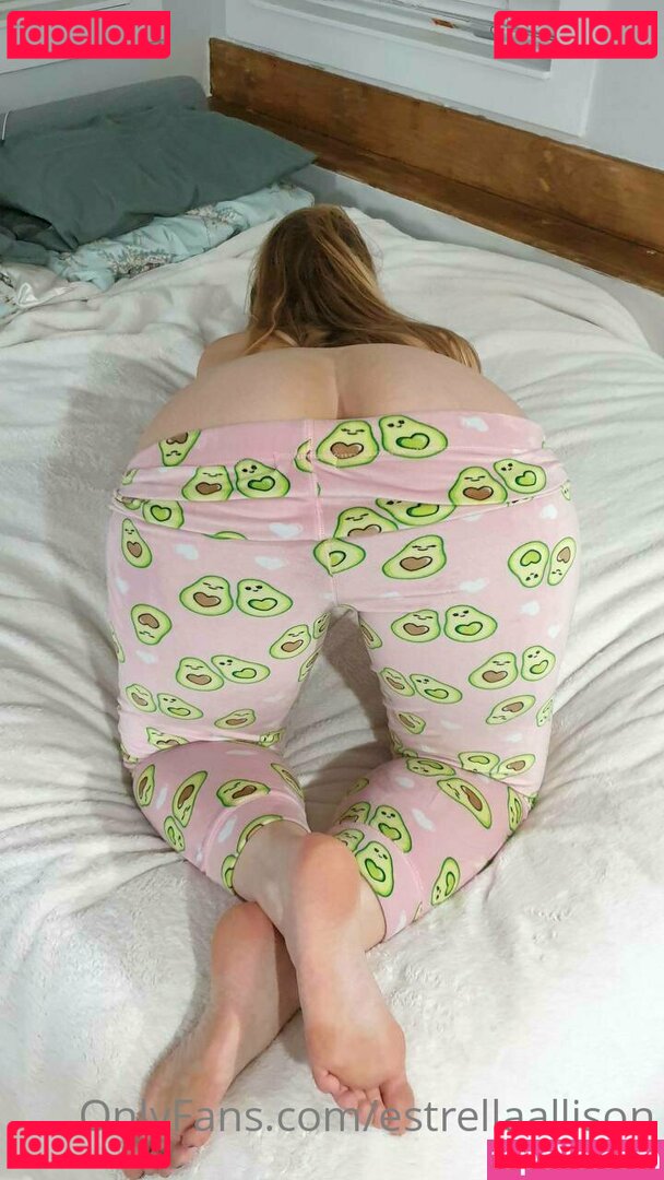 estrellaallison / https: / theestrellallison Onlyfans Photo Gallery 