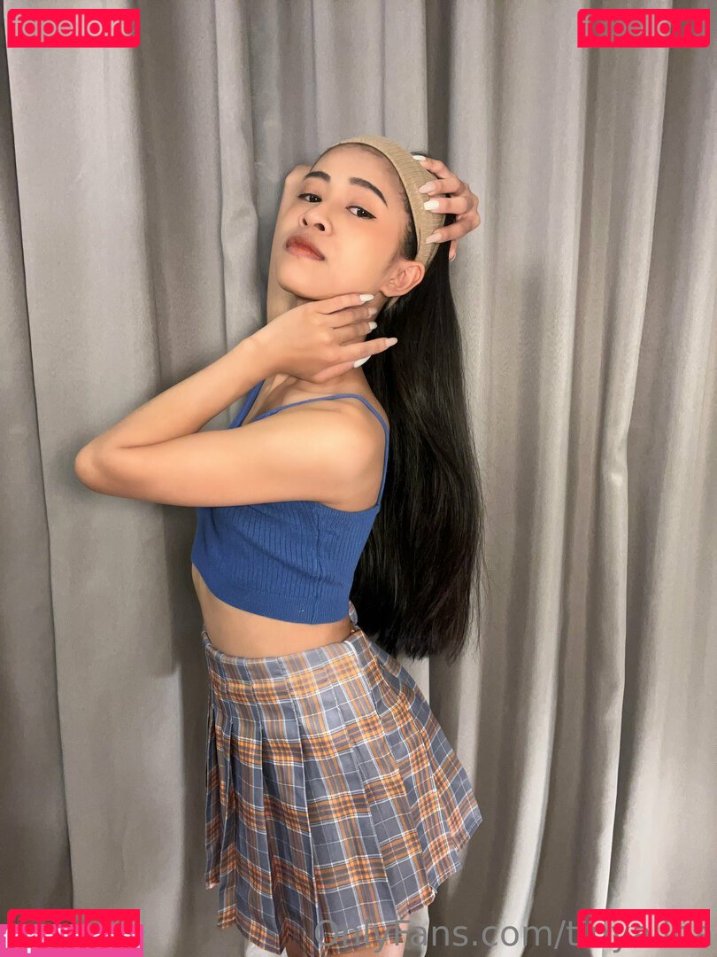 tinyalina / tinyalinaa Onlyfans Photo Gallery 