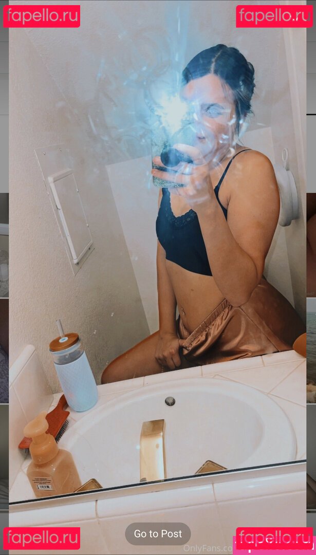 Zoe Nicole / dirty_blonde97 Onlyfans Photo Gallery 