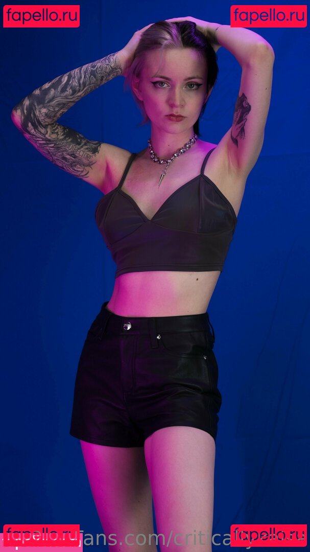 Kaisa / criticallykaisa Nude Onlyfans Photo 3
