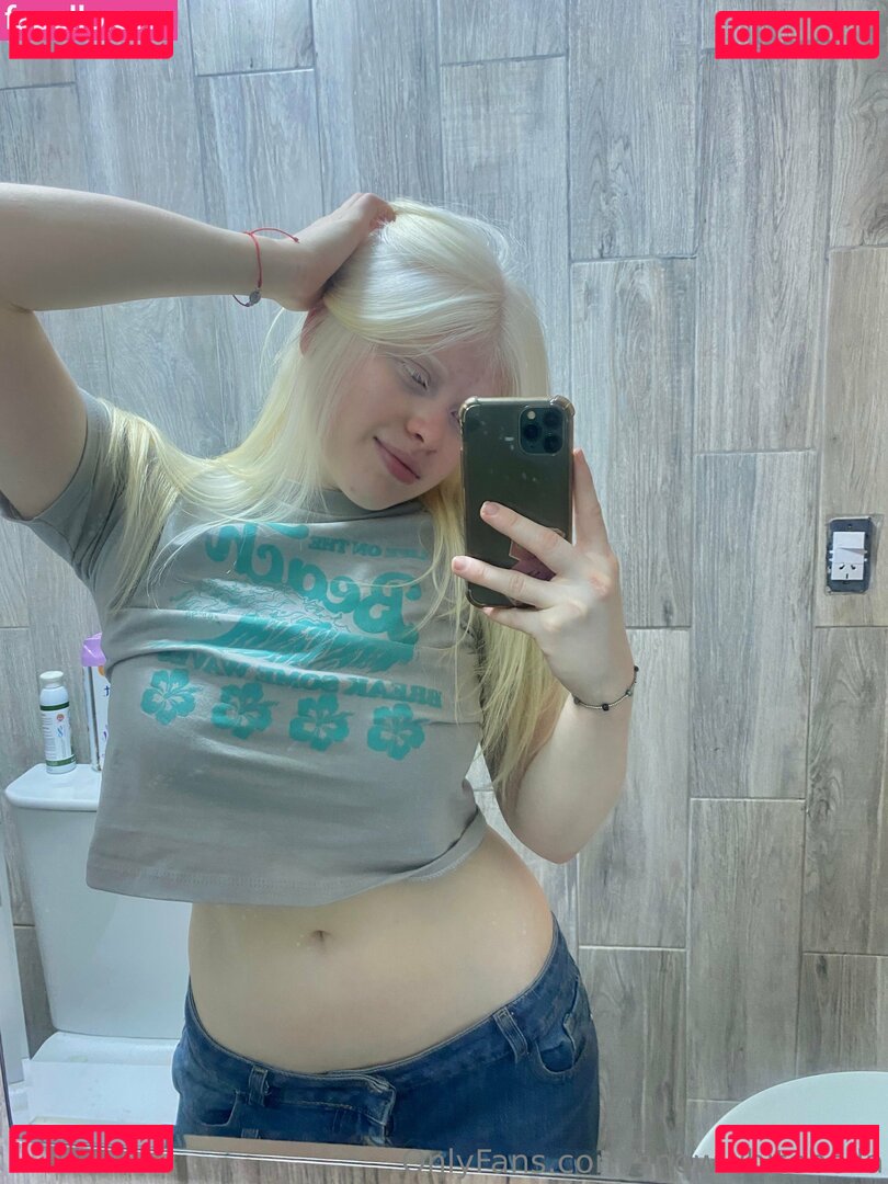 bellawinterx Nude Onlyfans Photo 5