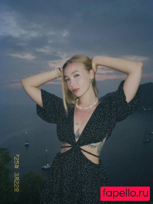 Lizzy Green Nude Onlyfans Photo 21