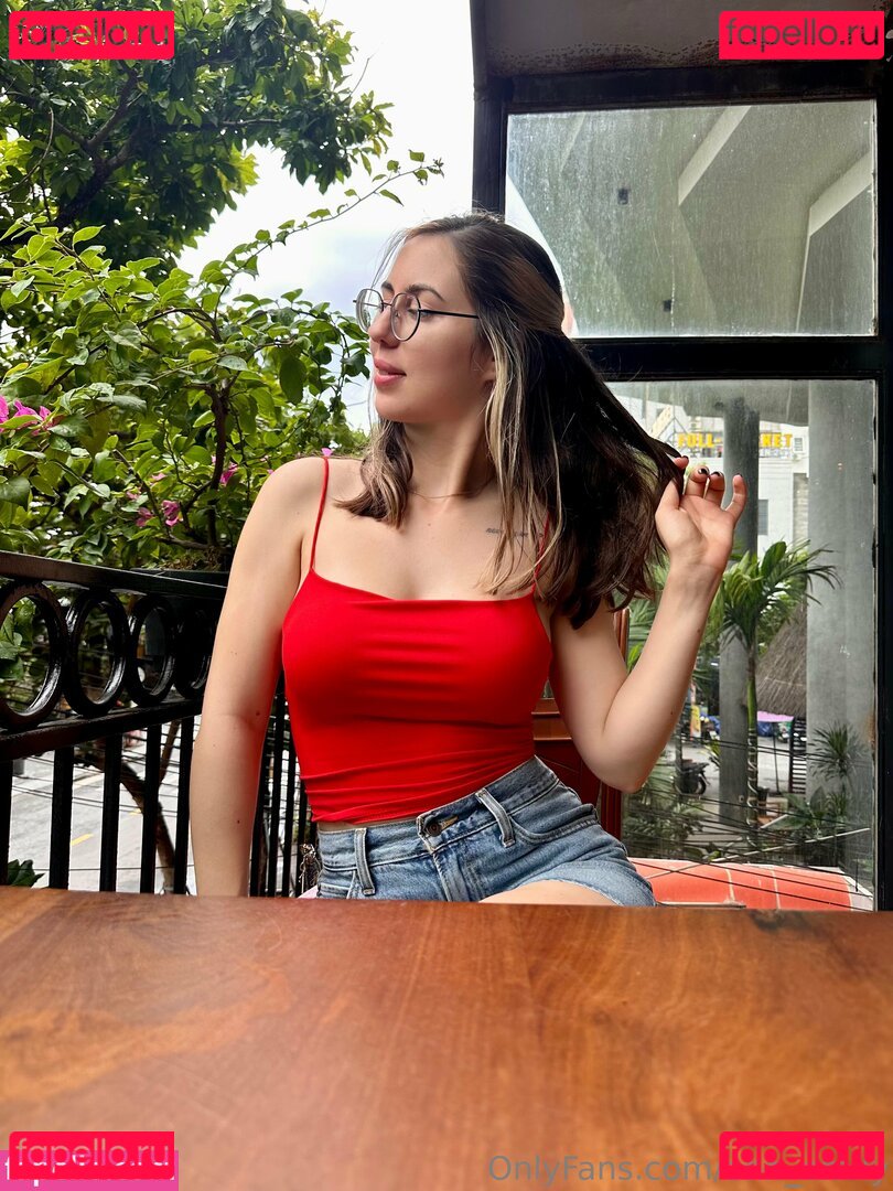 ann_emily / busstywitch Nude Onlyfans Photo 10
