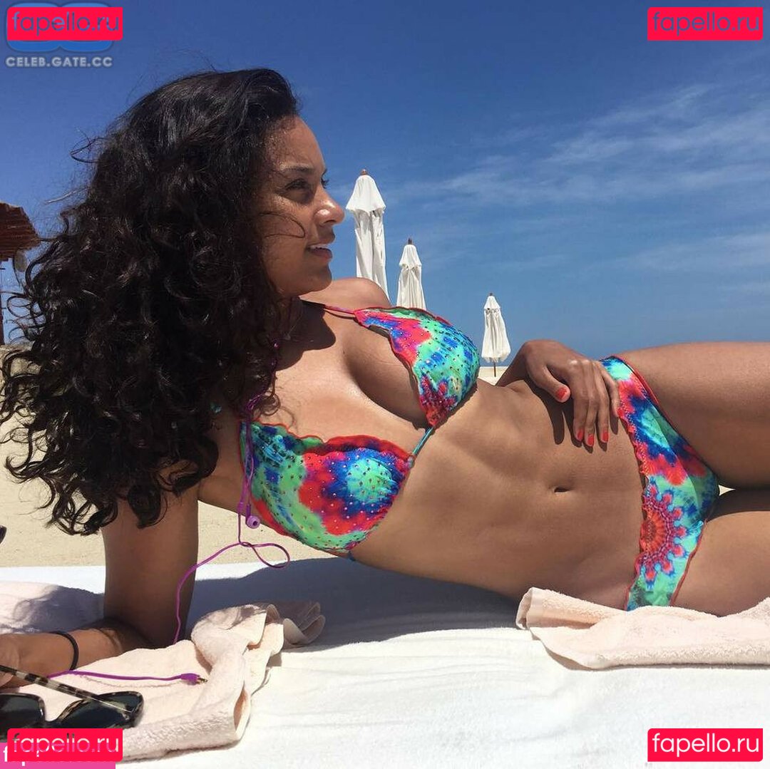 Jessica Lucas / iamjessicalucas Onlyfans Photo Gallery 