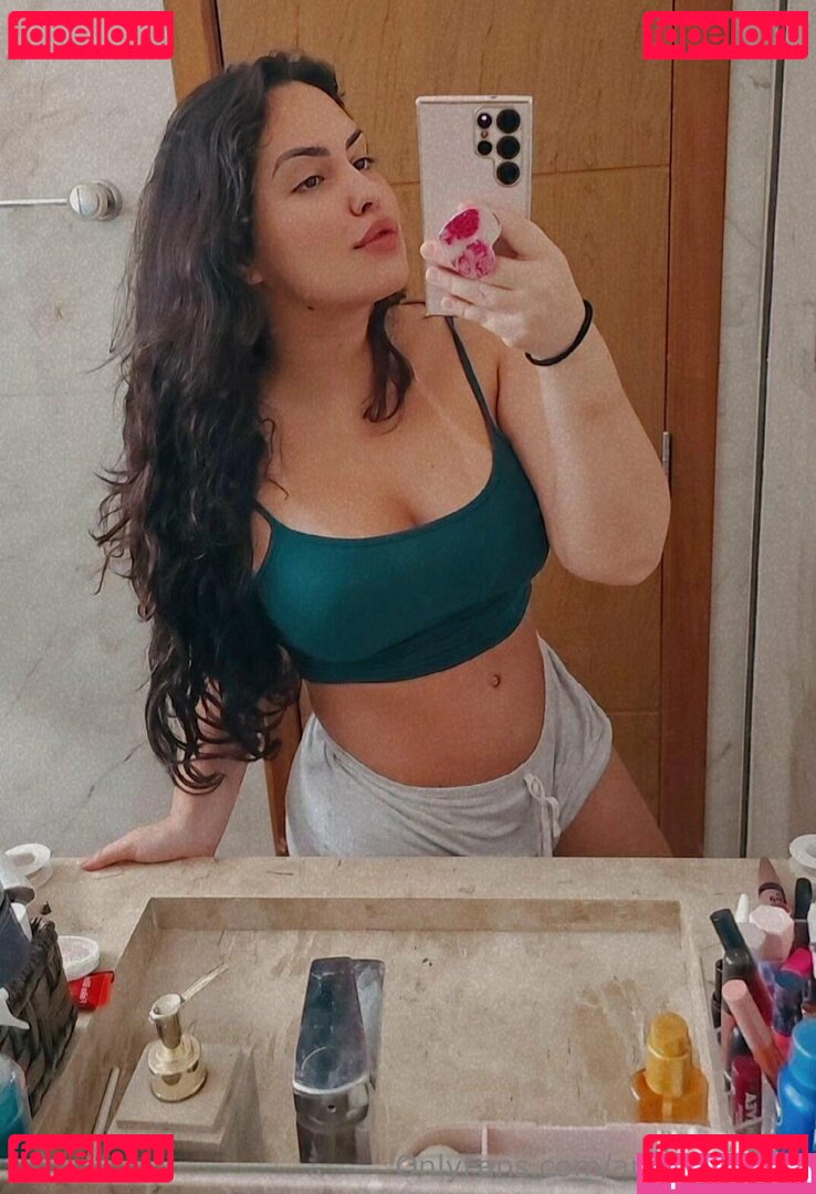 Raphaela Starling / angie.starling / angiestarling Onlyfans Photo Gallery 