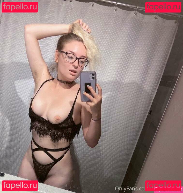 reel / srirachasexxx Onlyfans Photo Gallery 