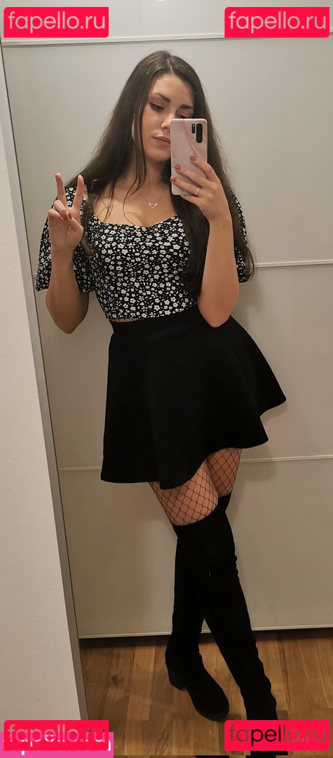 Yabbe / imyabbe Onlyfans Photo Gallery 