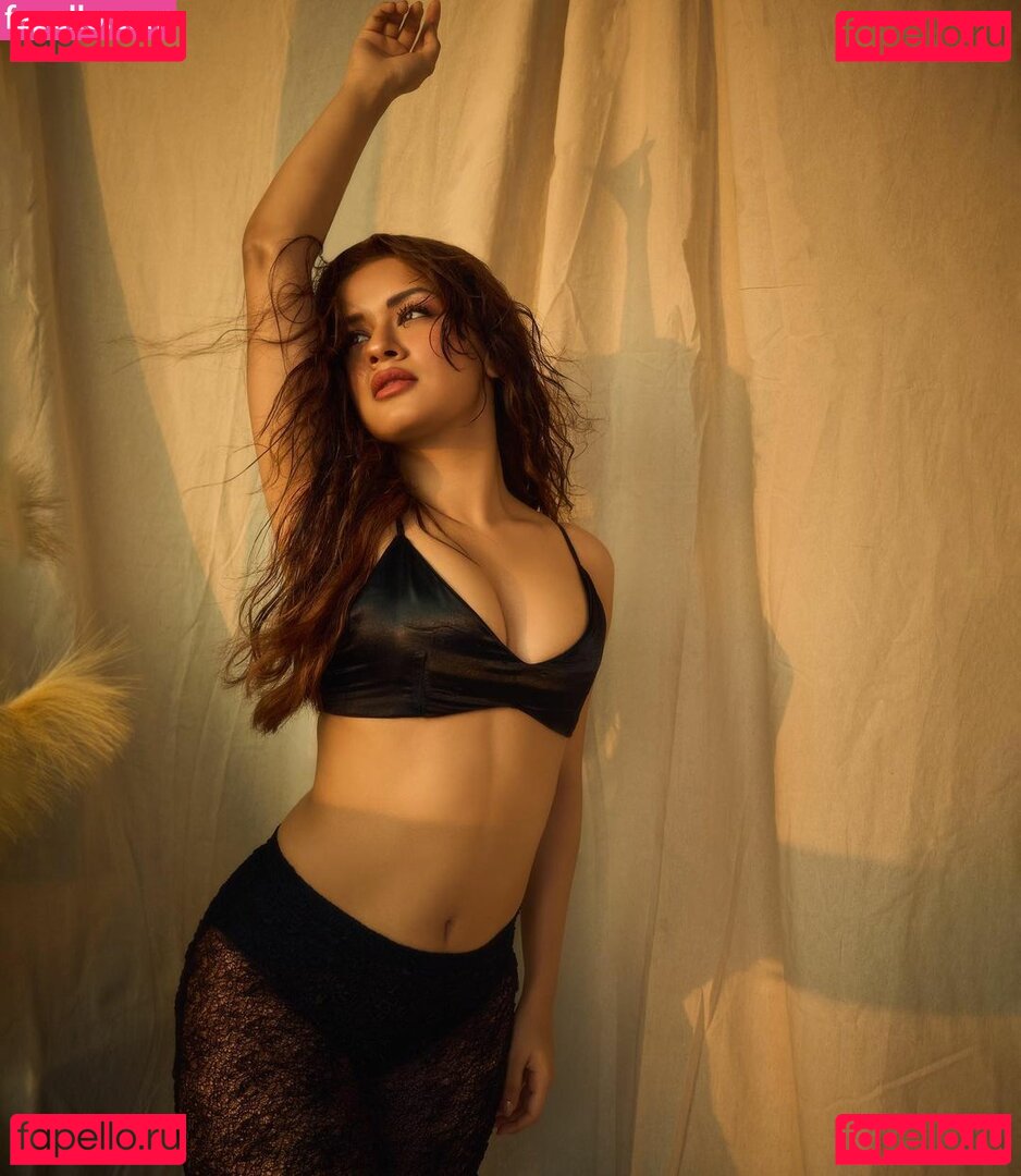 Avneet Kaur / avneetkaur_13 Onlyfans Photo Gallery 