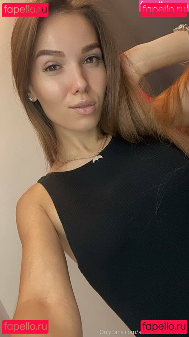 alexandra.romance / alexandraromance Onlyfans Photo Gallery 