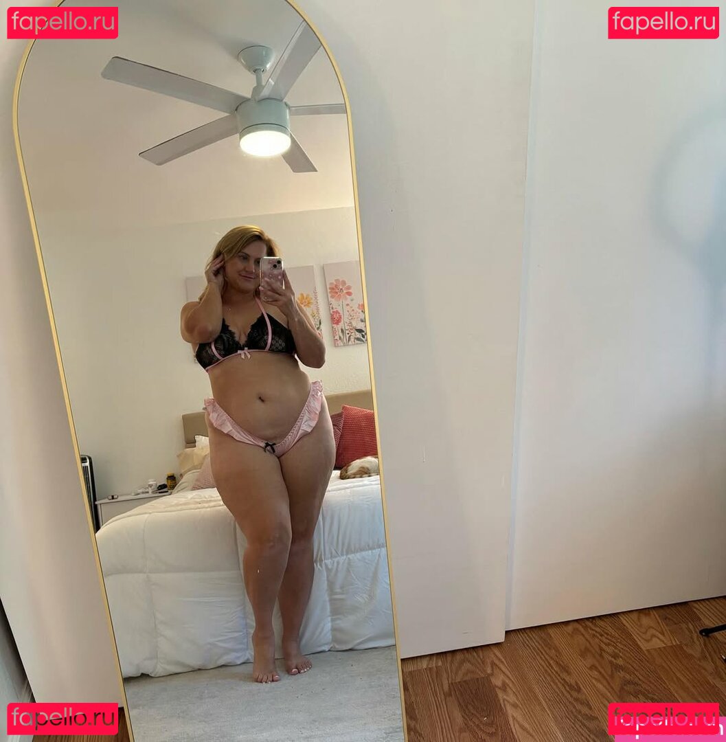 Catie P / https: / thecatiep / thecatiep_ Nude Onlyfans Photo 3
