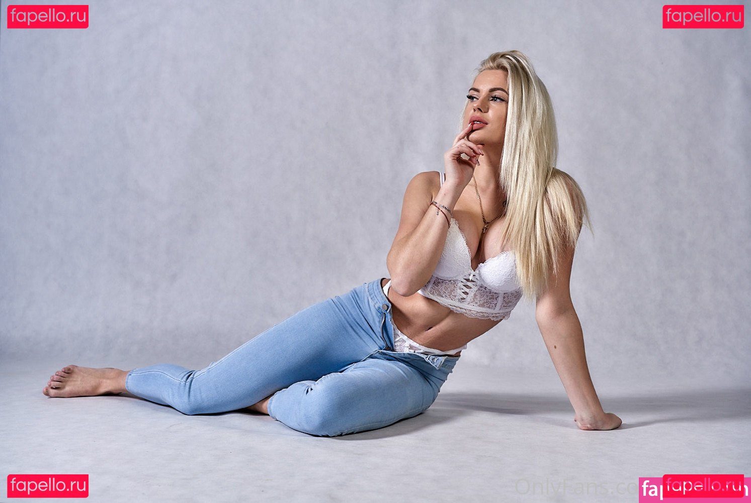 Evelina Sadyte / sadytee Onlyfans Photo Gallery 