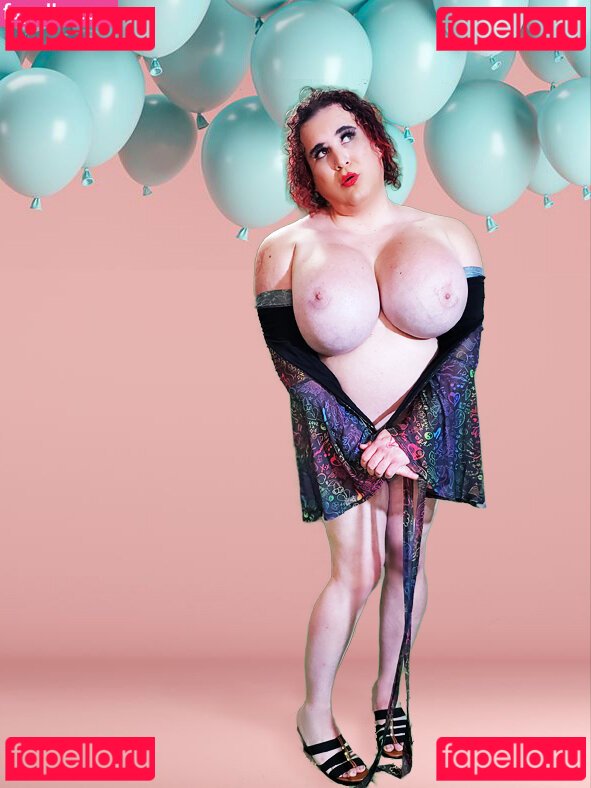 Maxine Tangles / tddyskddles / tiddy_skiddles / tiddyskiddles Onlyfans Photo Gallery 