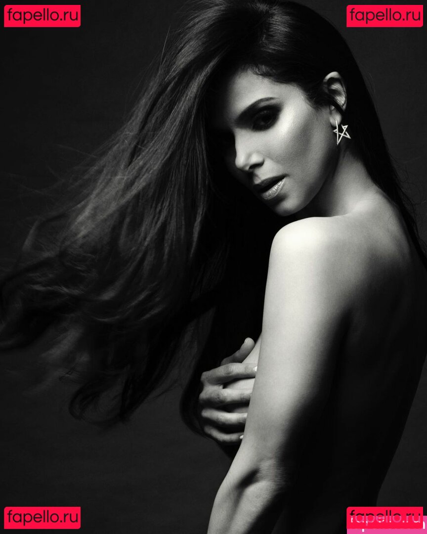 Roselyn Sanchez / roselyn_sanchez / supersanchez Onlyfans Photo Gallery 