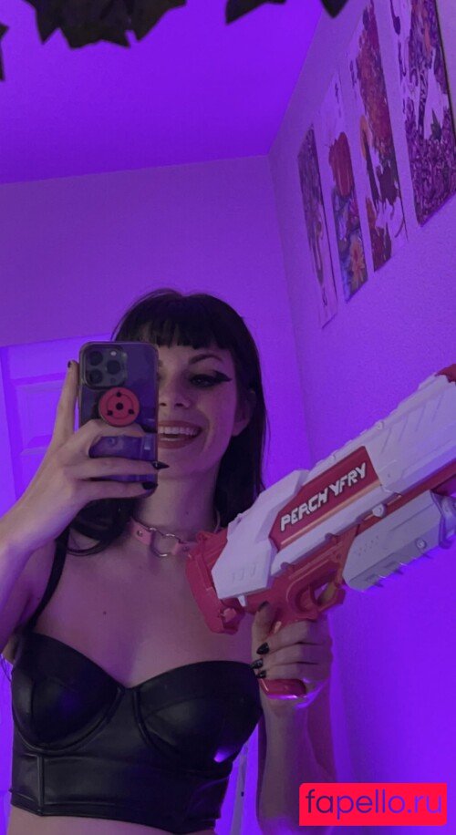 PeachyFry / pchyfry Nude Onlyfans Photo 5
